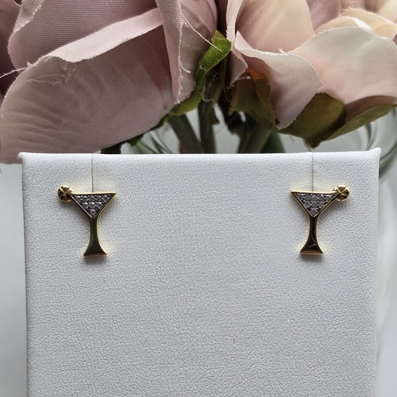 ♥️ MARTINI STUD EARRINGS - Picture 4 of 4